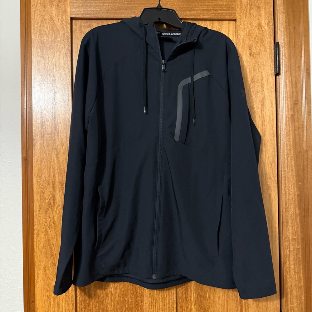 Under Armour Black Full-Zip Hoodie - M